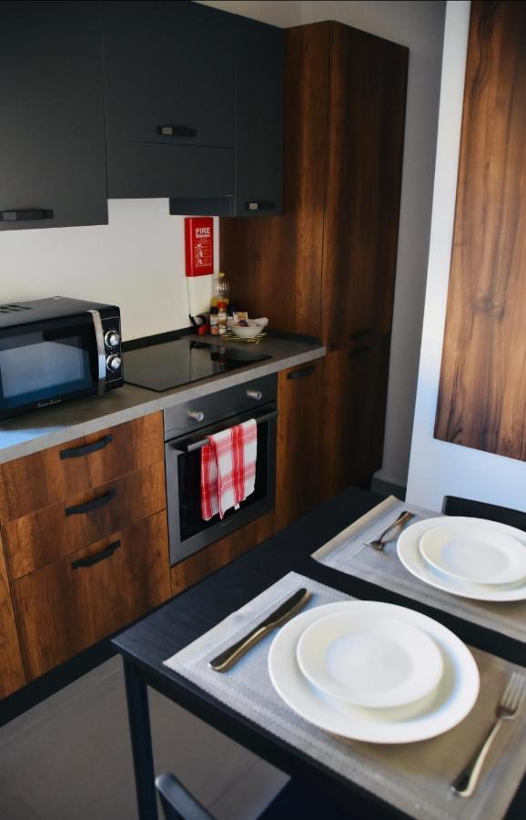 Chic Penthouse Industrial-Style Apartment Mosta Luaran gambar